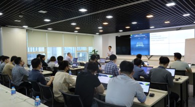 ETC - AWS thúc đẩy hợp tác với chương trình đào tạo  về điện toán đám mây