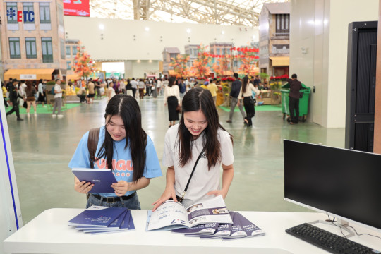 ETC tự hào góp mặt tại Hội chợ Mùa thu 2025, diễn ra tại Trung tâm Triển lãm Việt Nam (VEC) – công trình có quy mô Top 1 Đông Nam Á và Top 10 thế giới